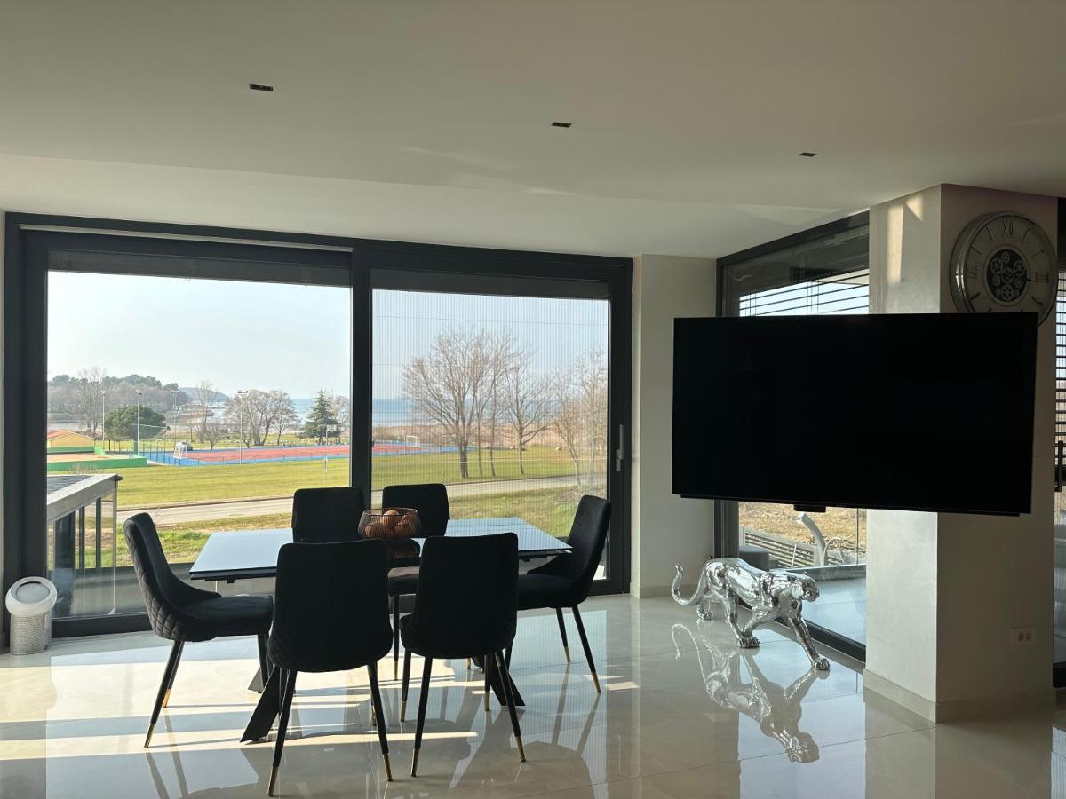 Seaview Apartment Funtana Exterior photo